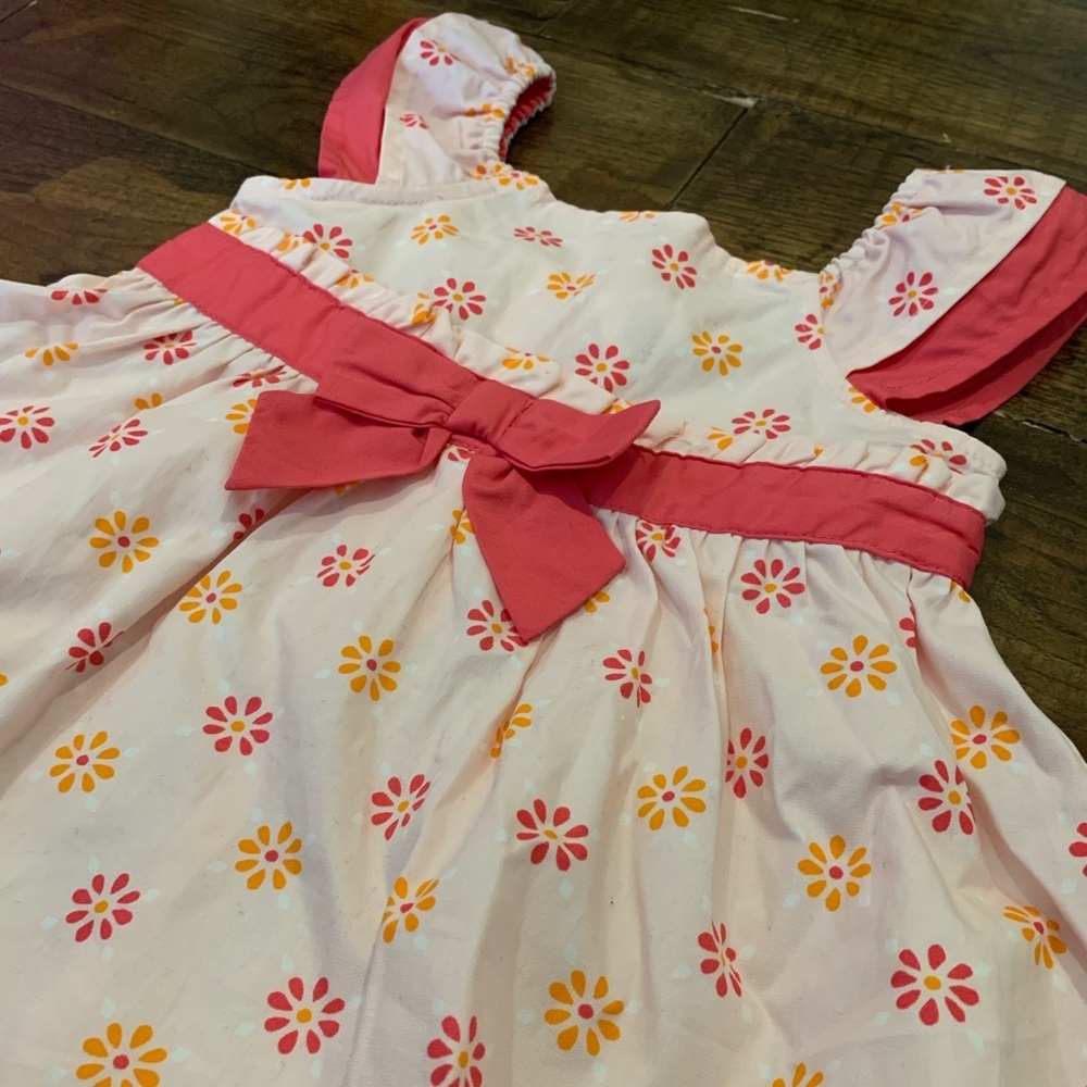 2/$24 Gymboree Floral Dress size 6-12 months
